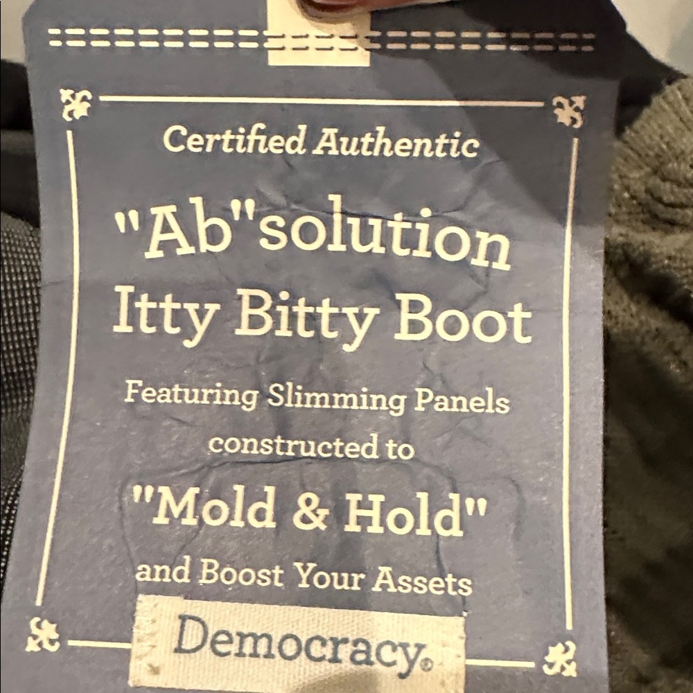 Democracy “Ab”solution Women's Itty Bitty Boot Cut Jeans - Picture 5 of 5